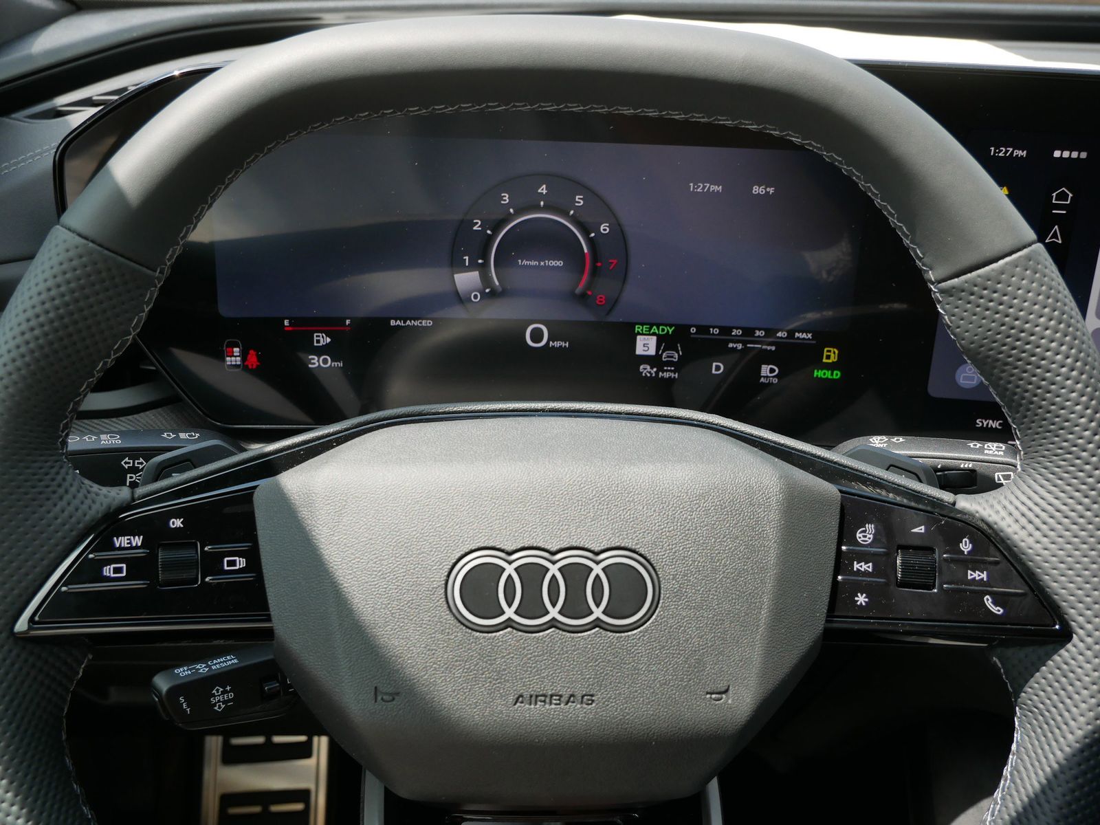 Thumbnail: 2026 Audi SQ5 - 24