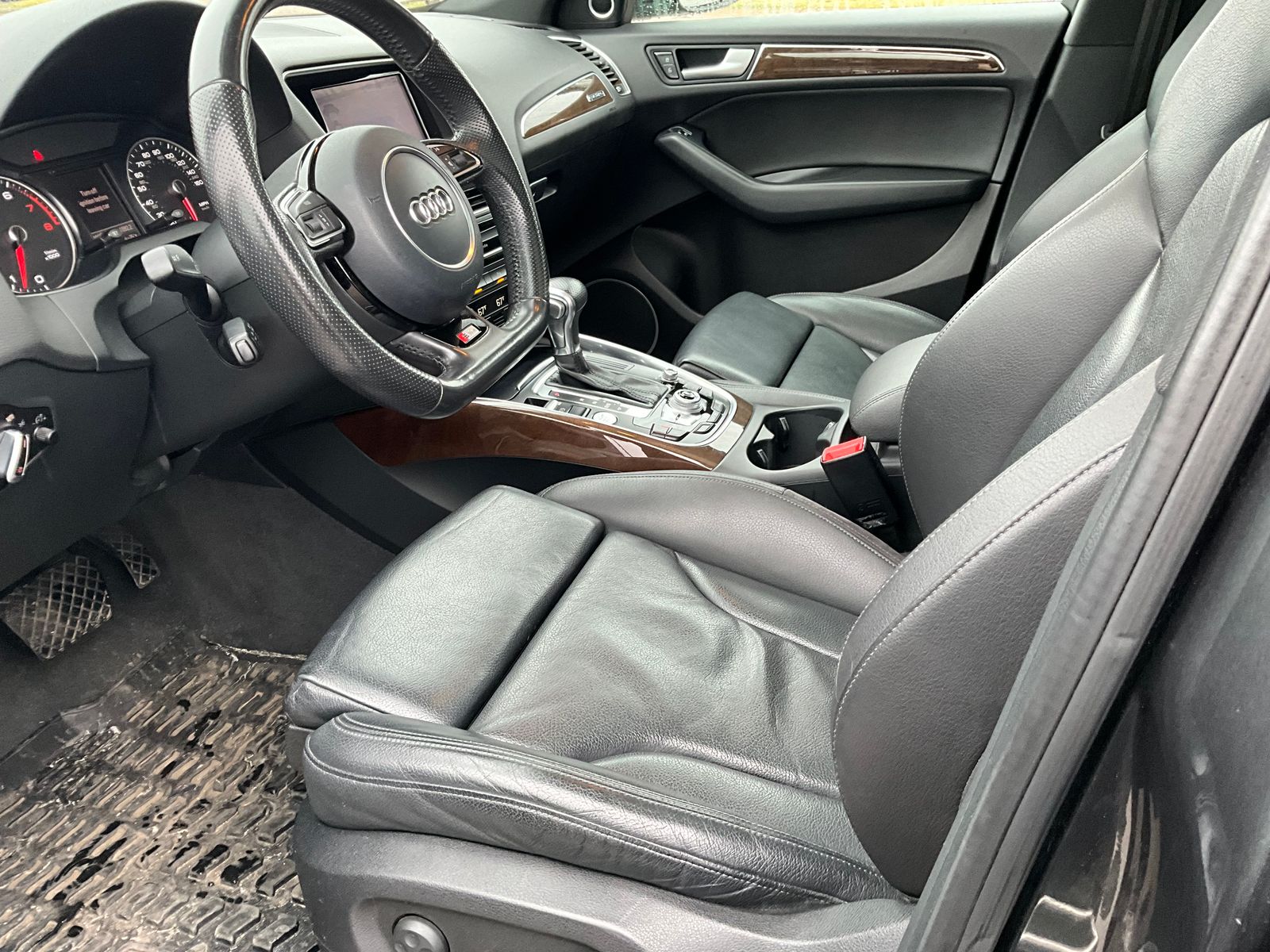 Thumbnail: 2016 Audi Q5 - 9