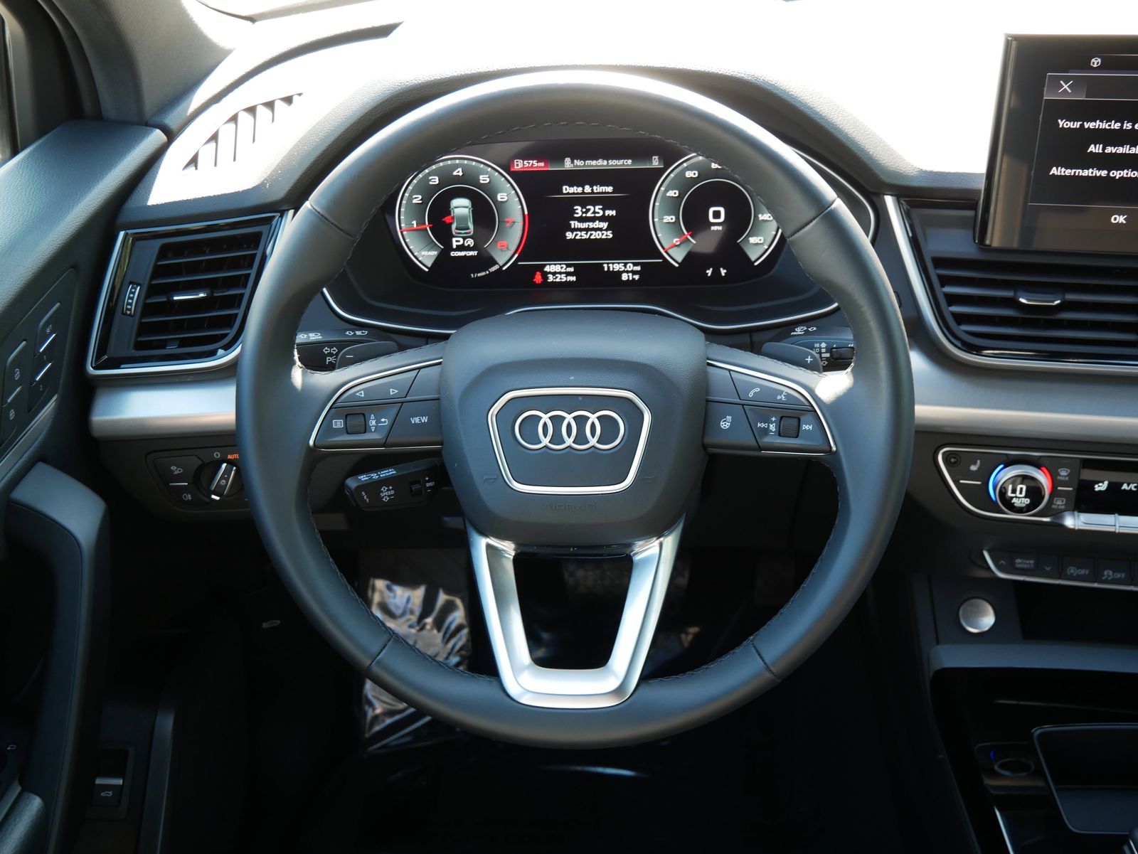 Thumbnail: 2025 Audi Q5 - 14