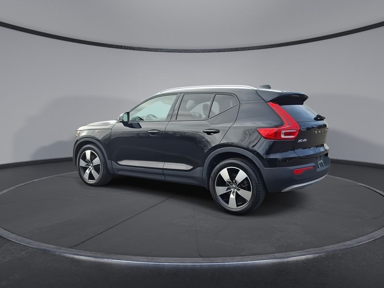 Thumbnail: 2020 Volvo XC40 - 6