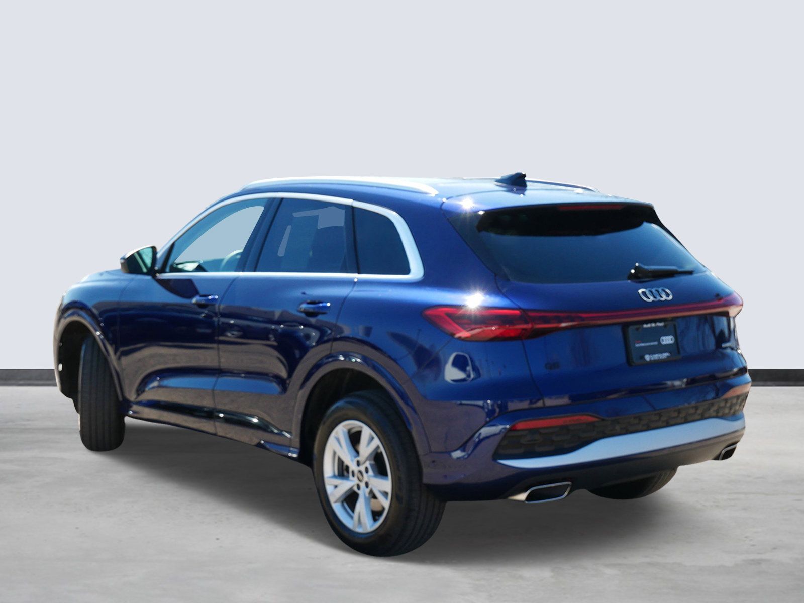 Thumbnail: 2025 Audi Q5 - 3