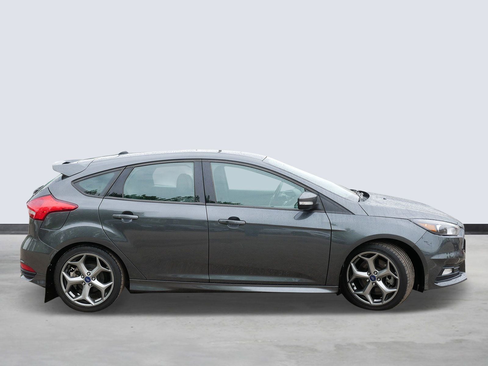 Thumbnail: 2017 Ford Focus - 5