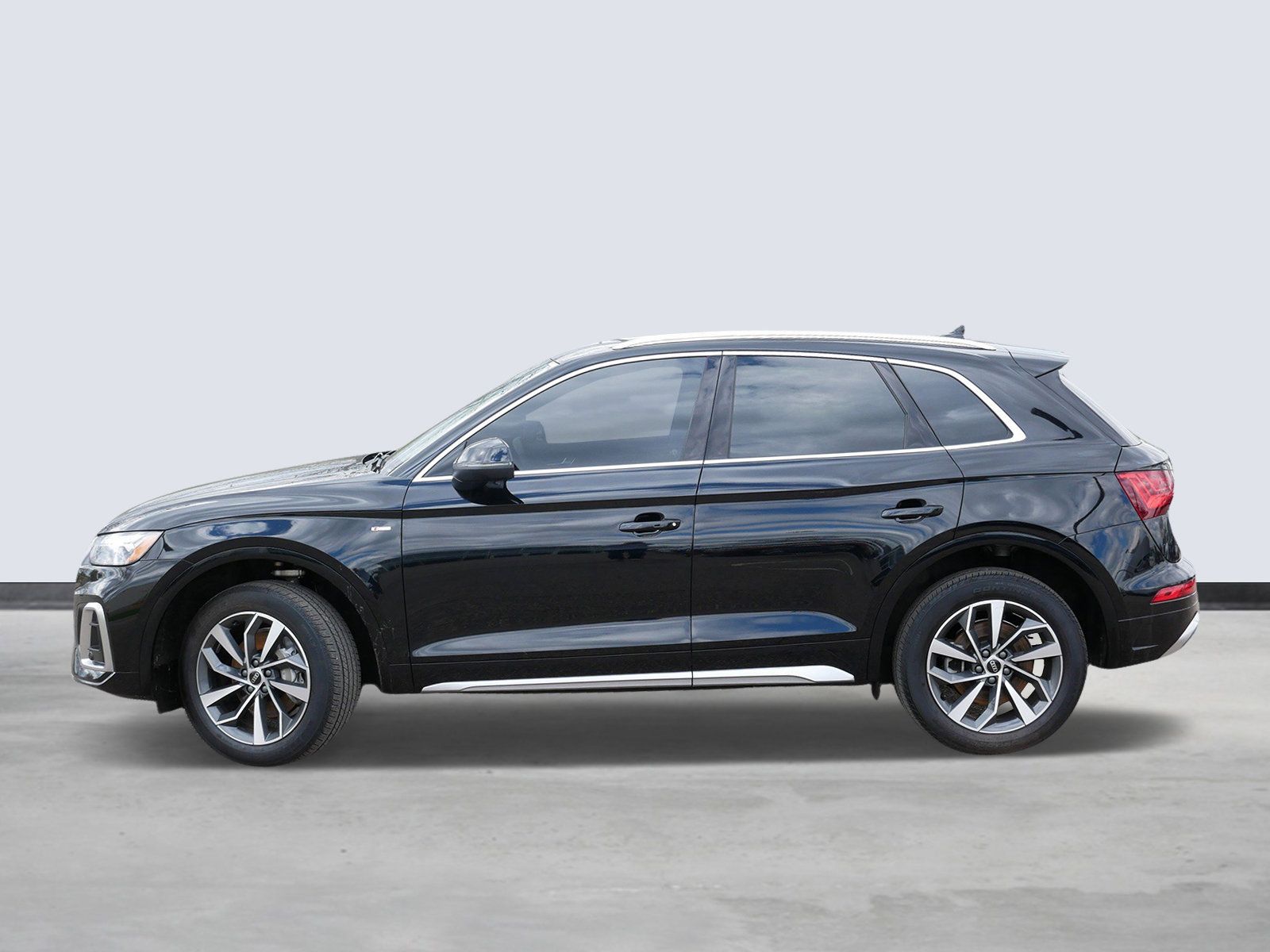 Thumbnail: 2023 Audi Q5 - 2