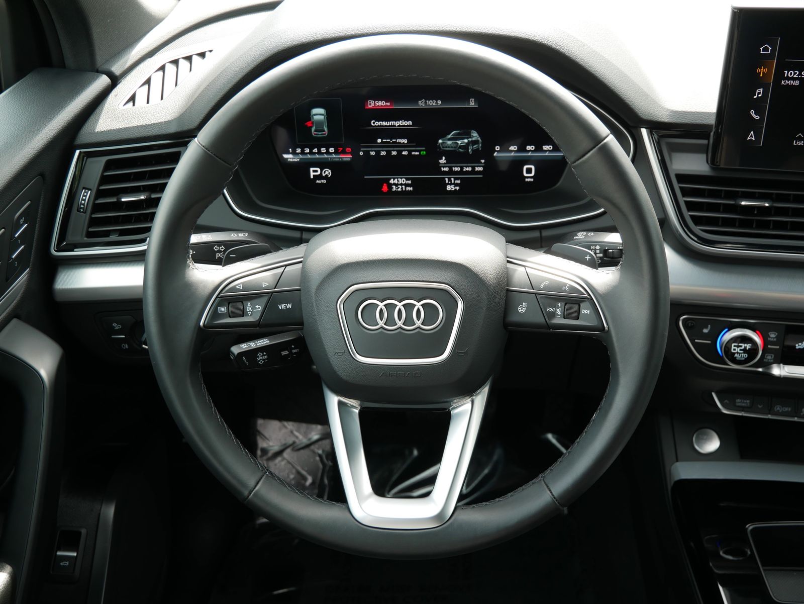 Thumbnail: 2025 Audi Q5 - 14