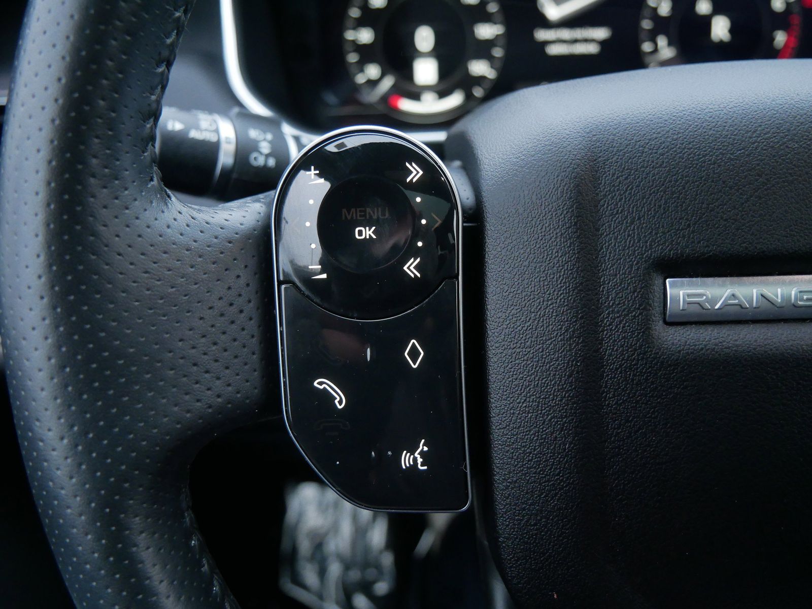 Thumbnail: 2018 Land Rover Range Rover Sport - 27