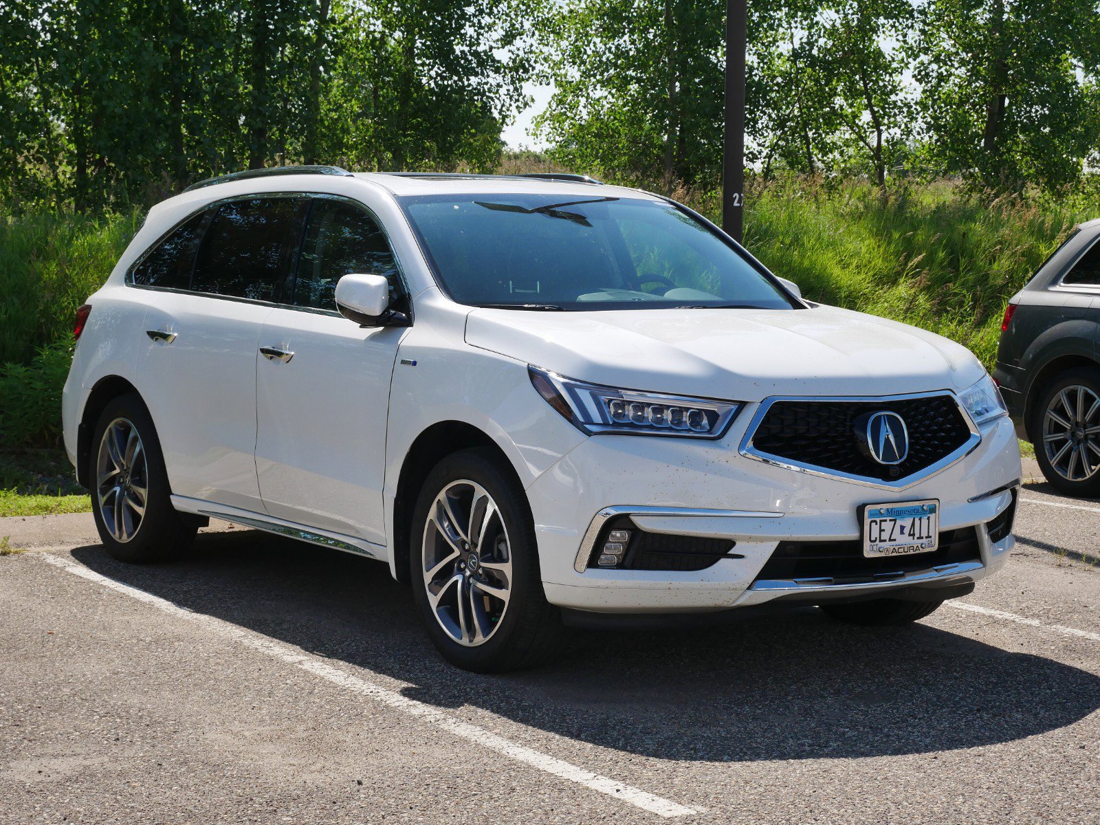 Used 2019 Acura MDX Advance Package with VIN 5J8YD7H76KL000282 for sale in Maplewood, Minnesota