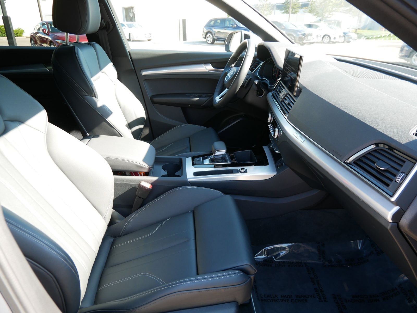 Thumbnail: 2025 Audi Q5 - 12