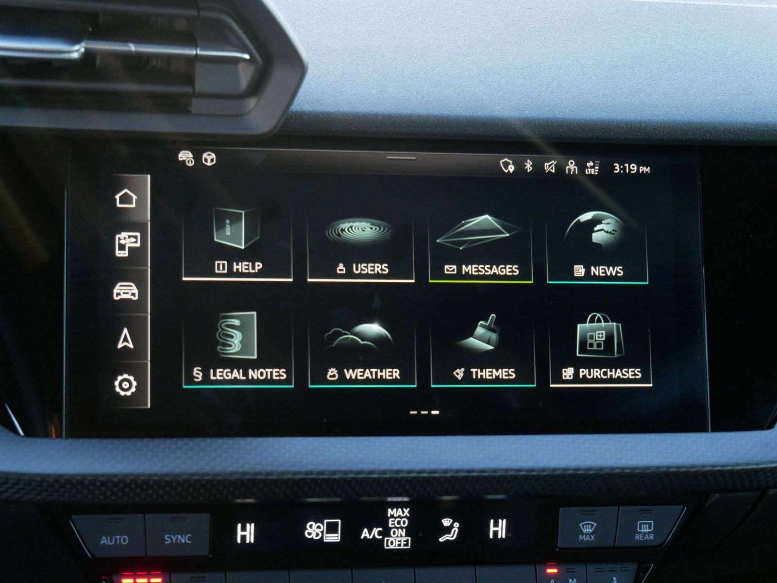 Thumbnail: 2024 Audi RS 3 - 23