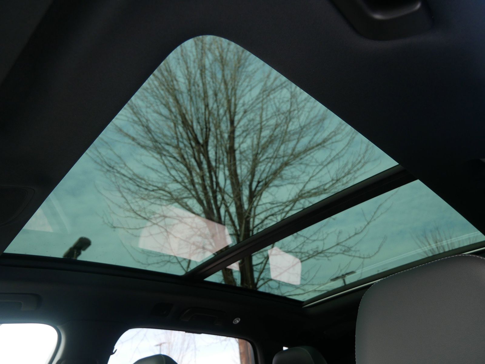 Thumbnail: 2026 Audi Q7 - 30