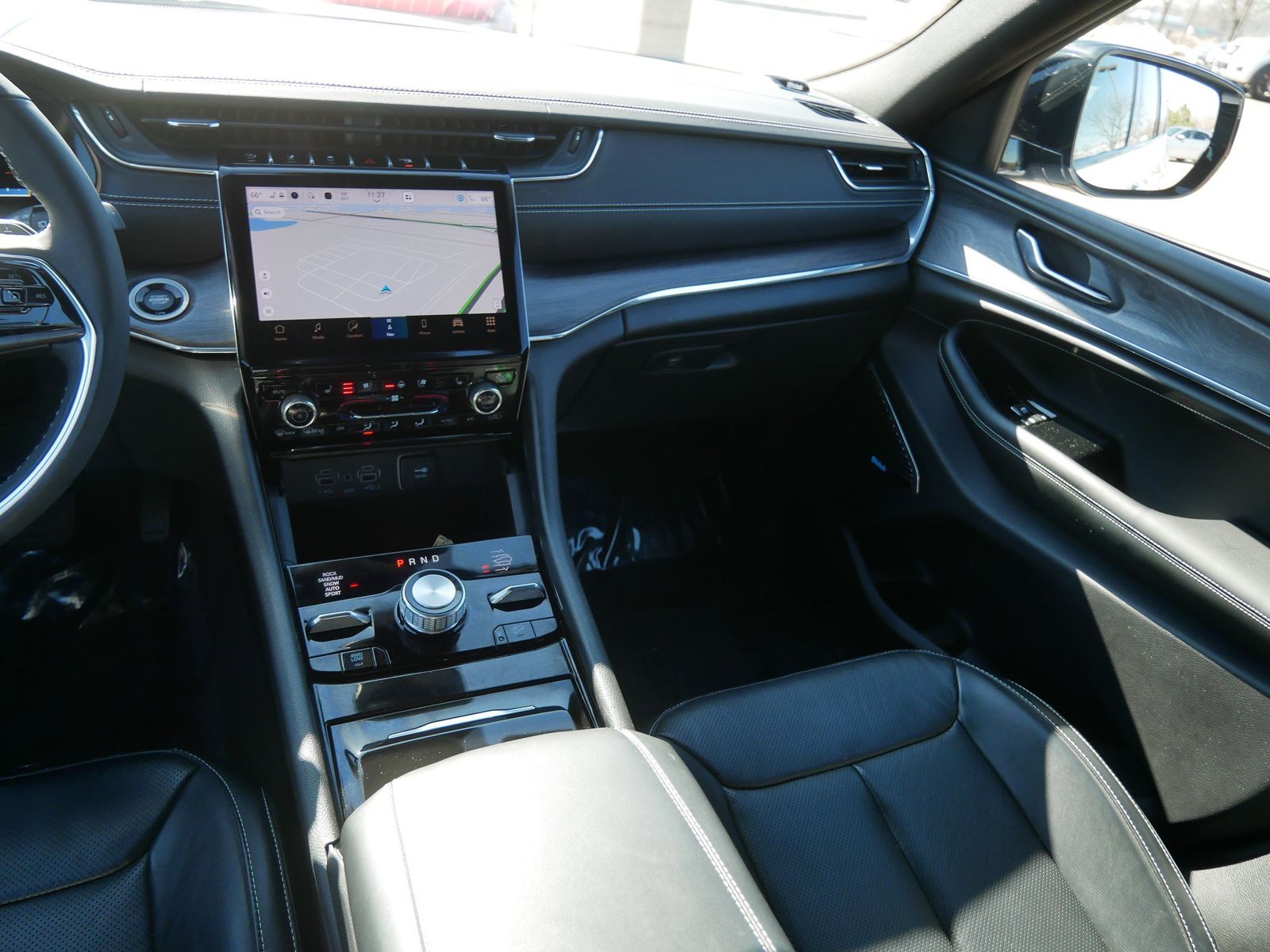 Thumbnail: 2023 Jeep Grand Cherokee L - 13