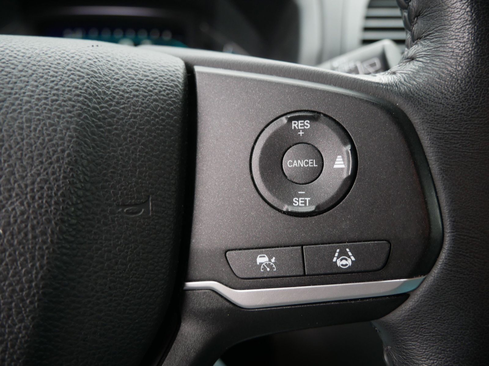 Thumbnail: 2022 Honda Odyssey - 18