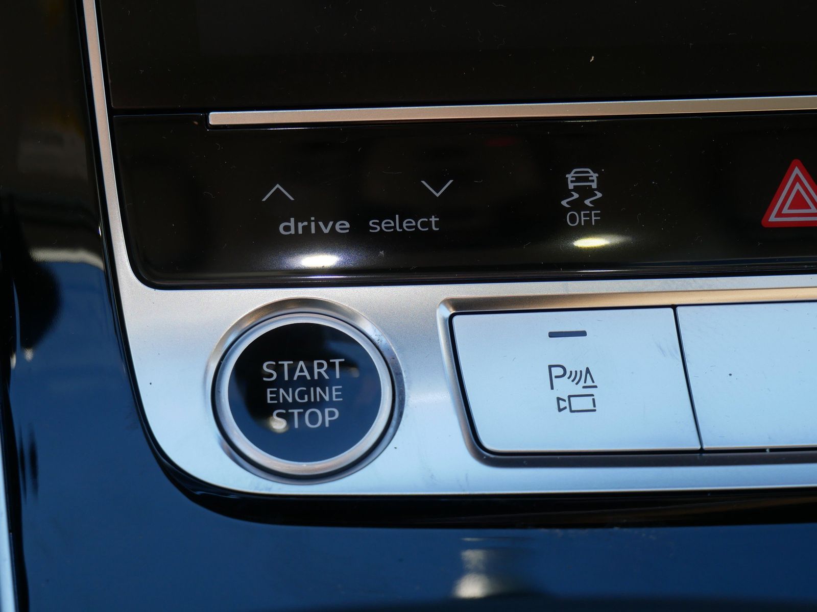 Thumbnail: 2026 Audi Q7 - 28