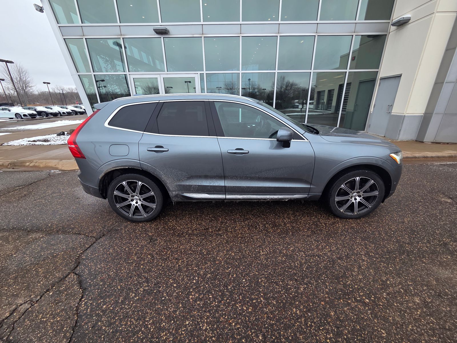 Thumbnail: 2019 Volvo XC60 - 3