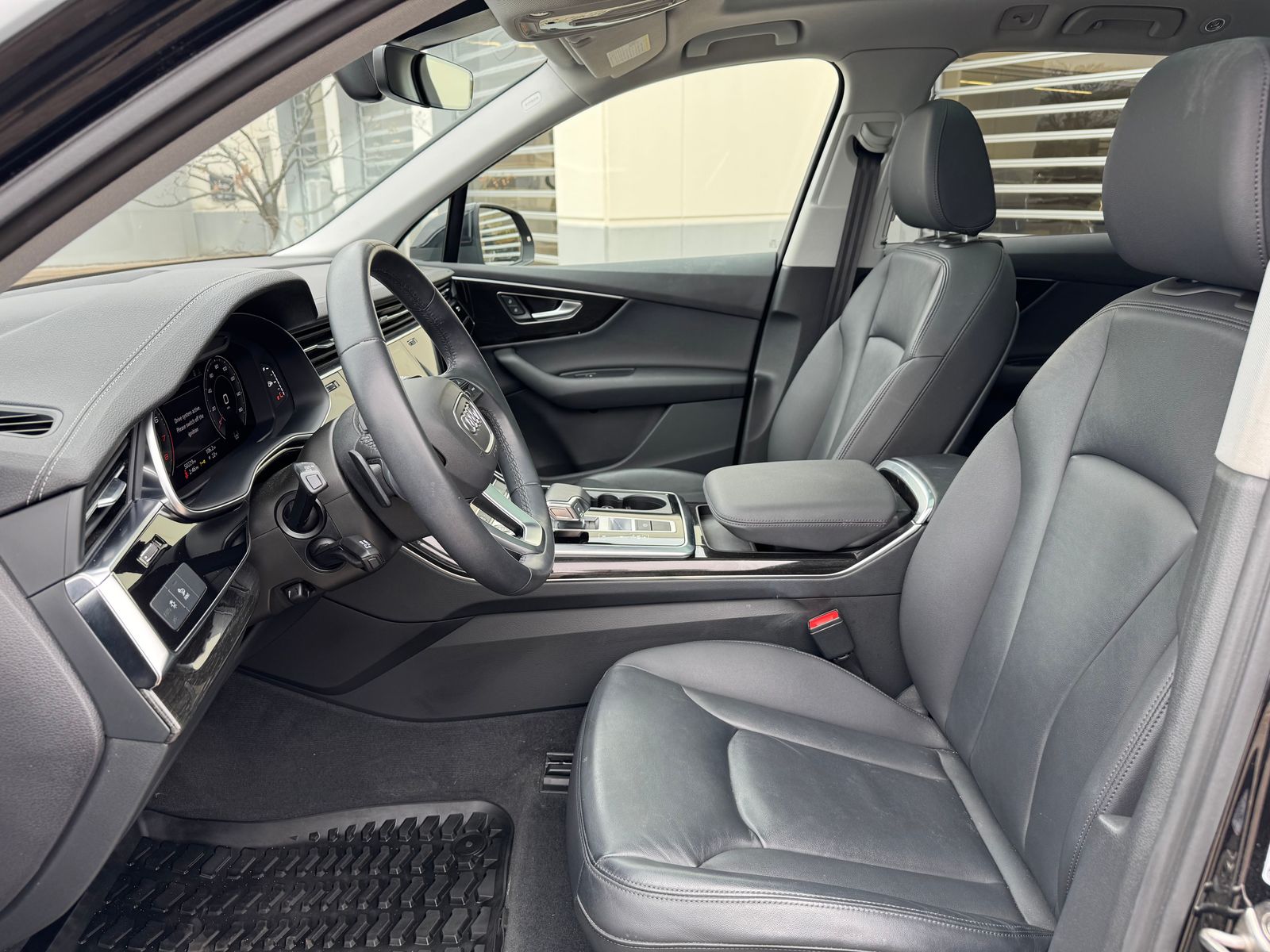 Thumbnail: 2023 Audi Q7 - 2