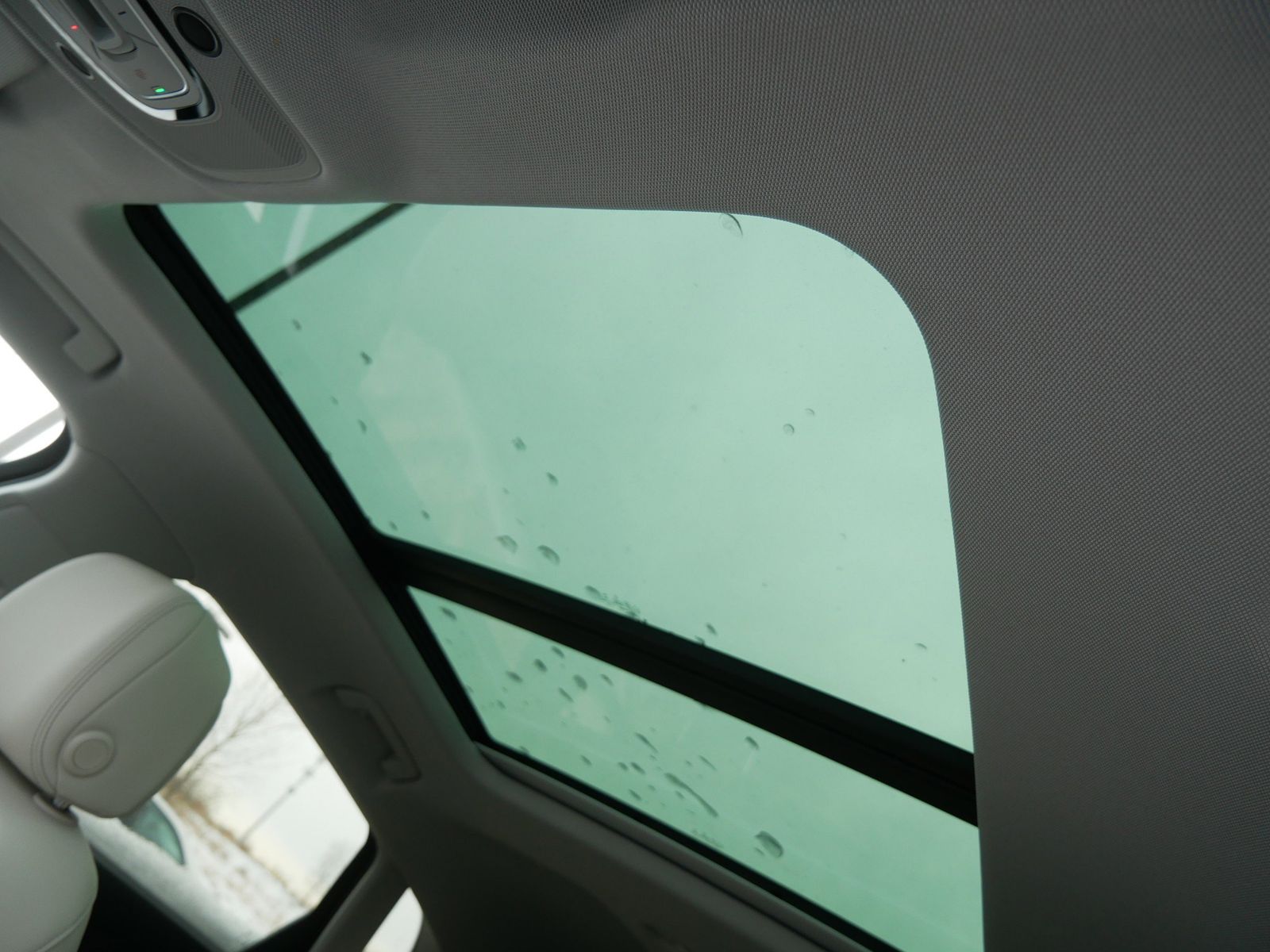 Thumbnail: 2023 Audi e-tron - 20