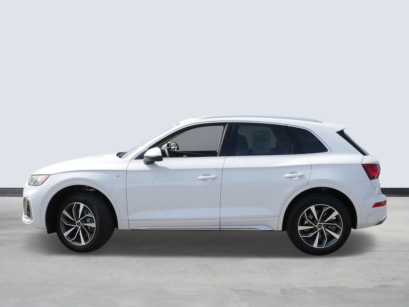 Thumbnail: 2023 Audi Q5 - 2