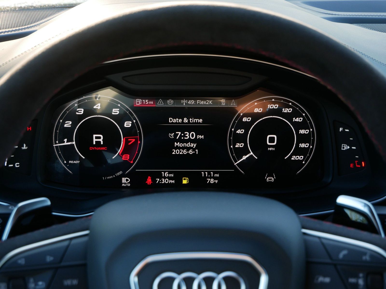Thumbnail: 2026 Audi RS Q8 - 23