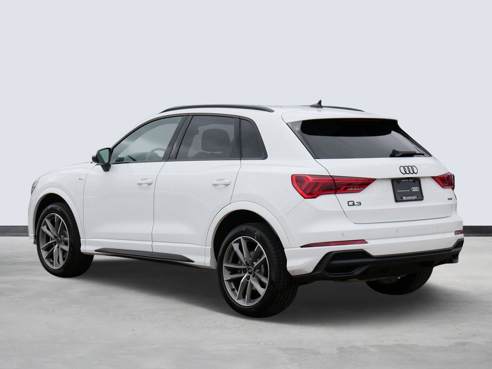 2024 Audi Q3 S line Premium photo 3