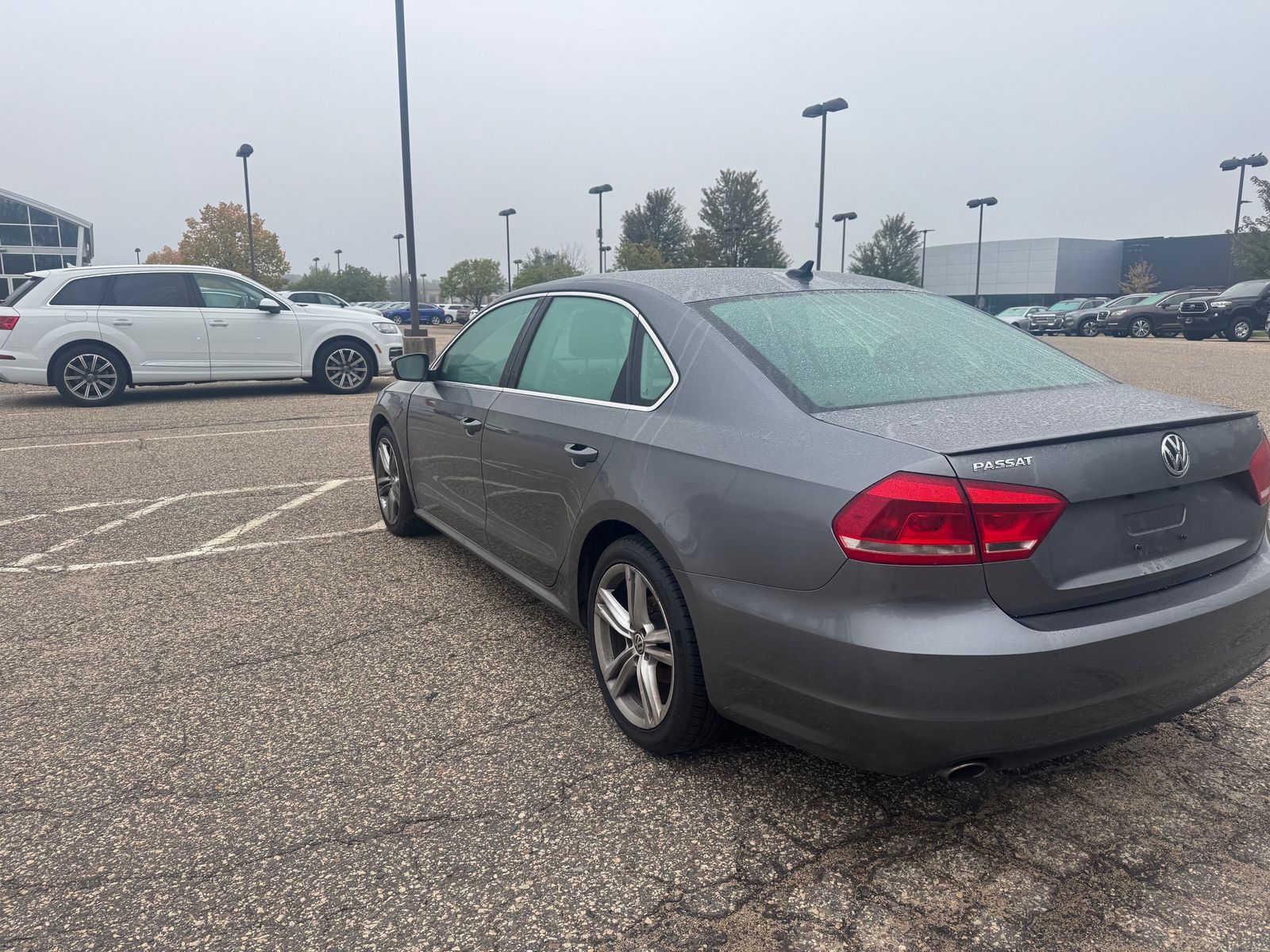 Thumbnail: 2013 Volkswagen Passat - 4