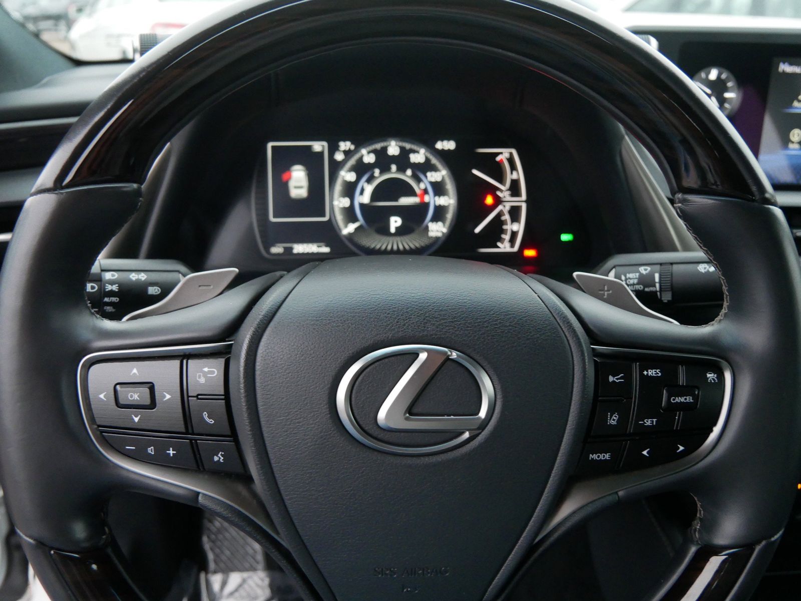 Thumbnail: 2021 Lexus ES - 25