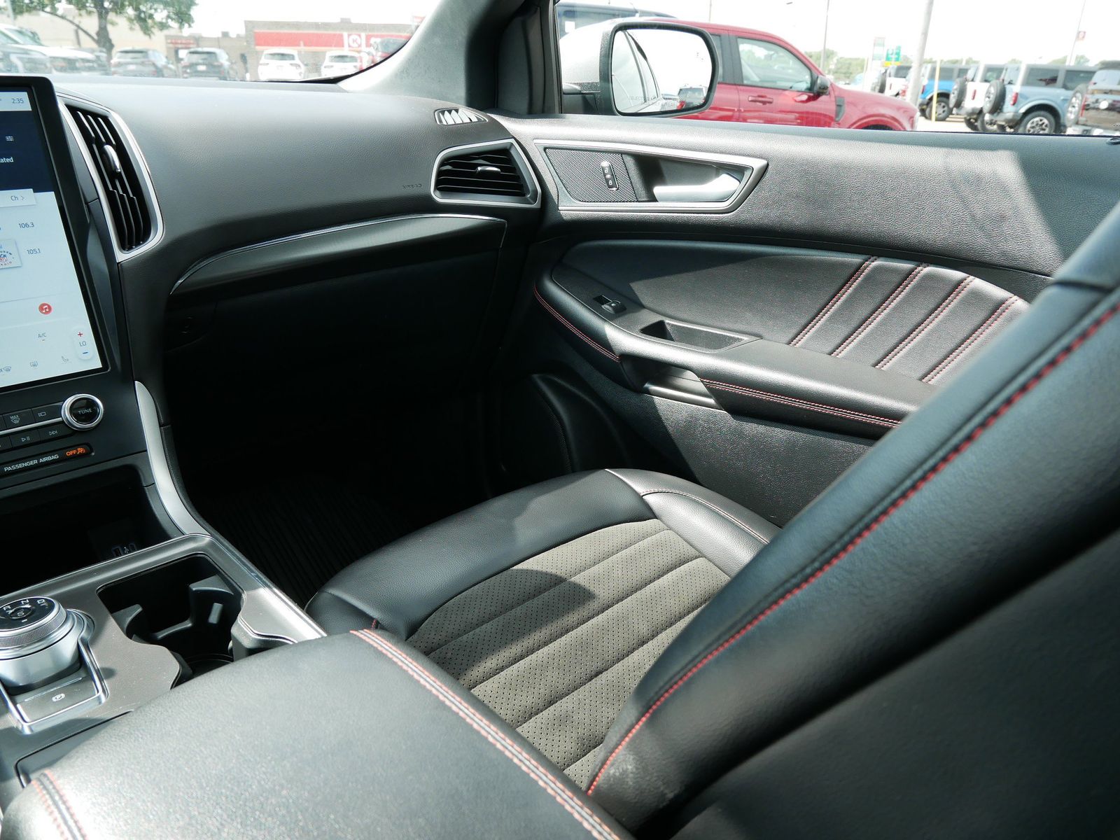 Thumbnail: 2024 Ford Edge - 7