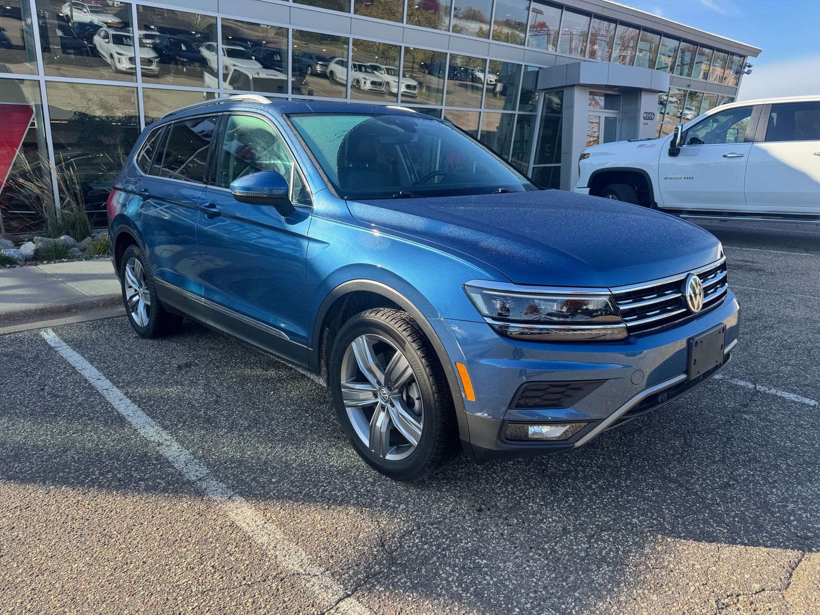 Thumbnail: 2019 Volkswagen Tiguan - 1