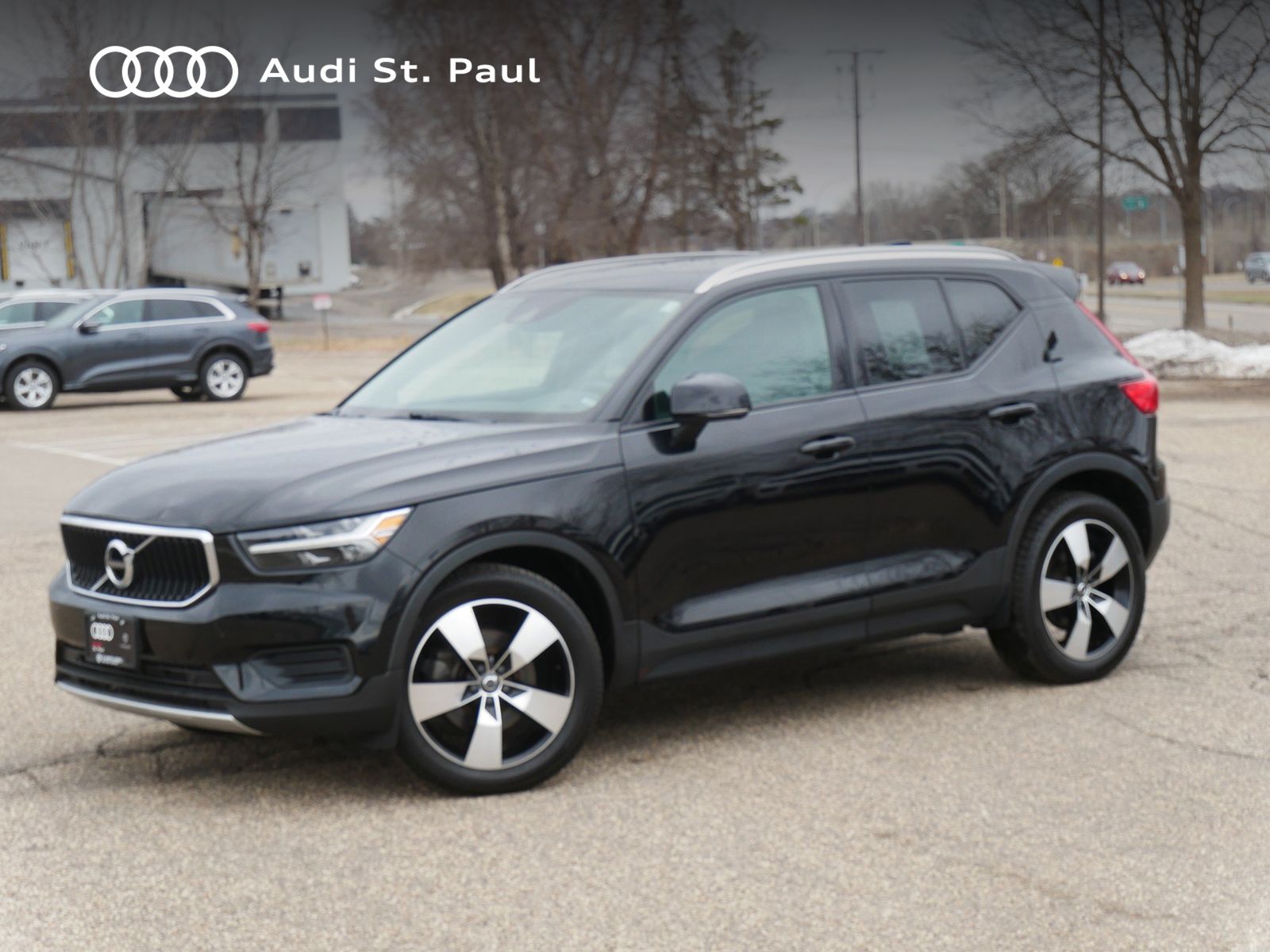 2020 Volvo XC40 T5 Momentum -
                  Saint Paul, MN