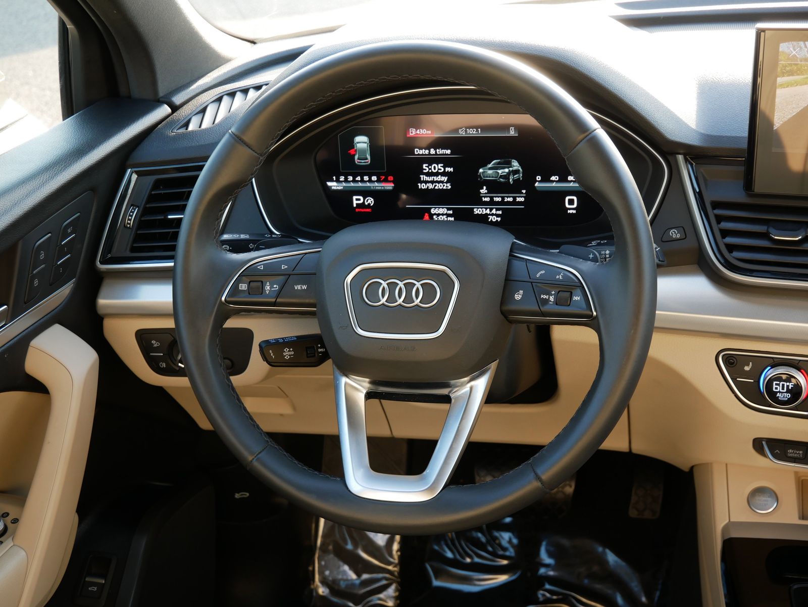 Thumbnail: 2025 Audi Q5 - 14