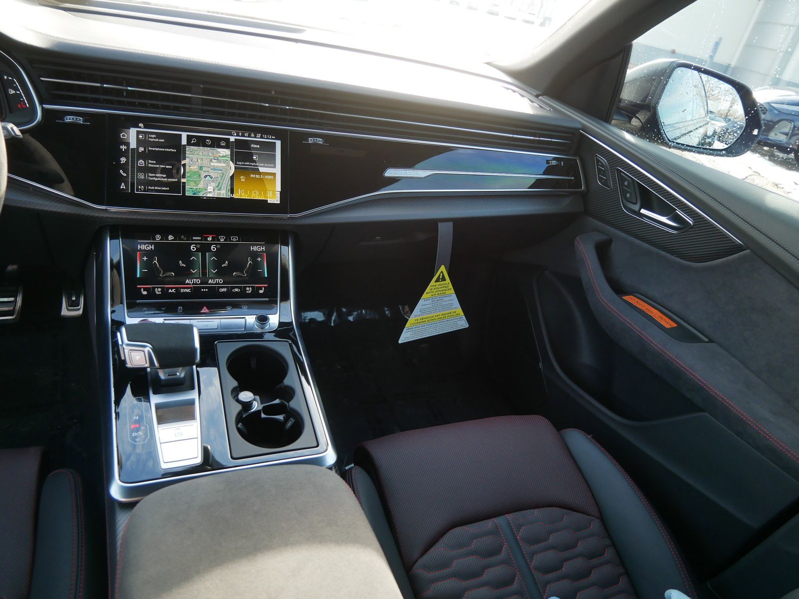 Thumbnail: 2026 Audi RS Q8 - 15