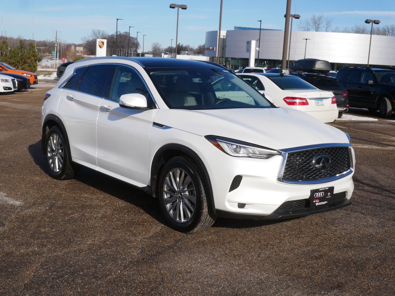 Thumbnail: 2023 INFINITI QX50 - 6