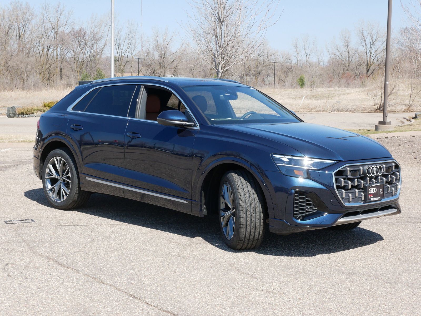 Thumbnail: 2026 Audi Q8 - 6