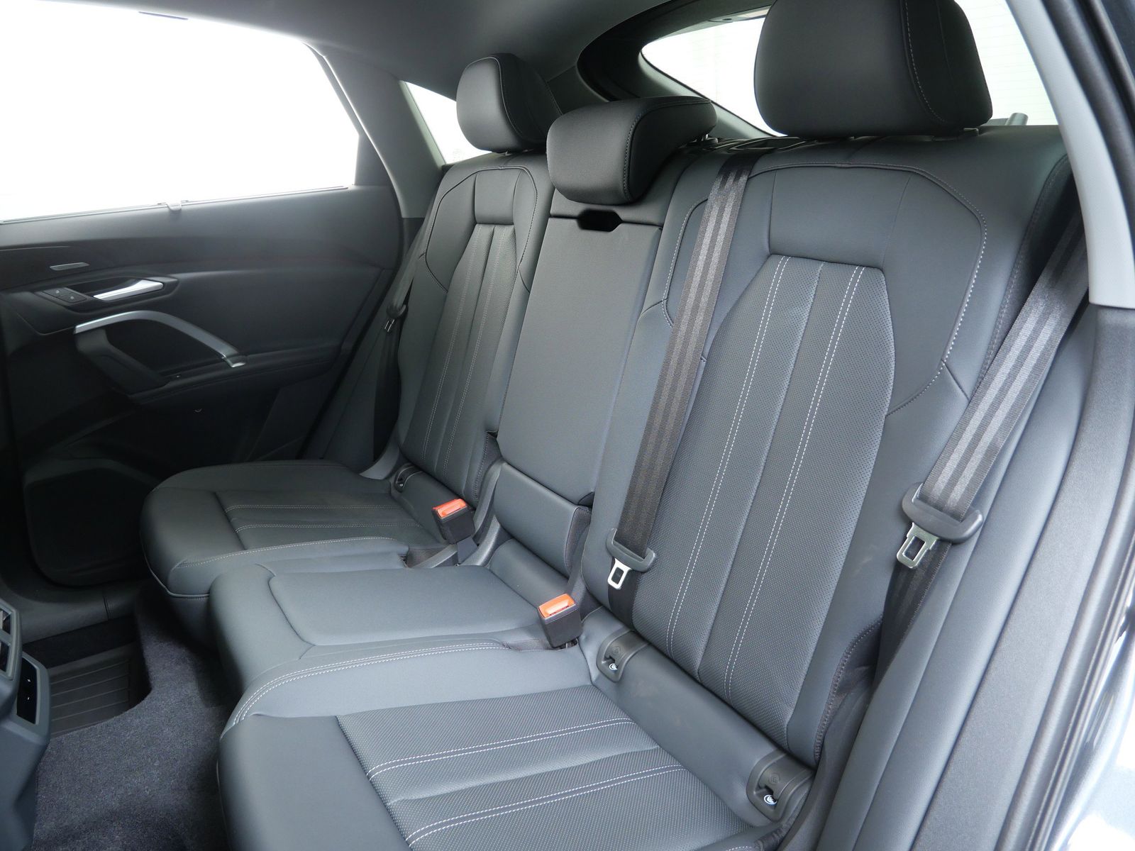 Thumbnail: 2026 Audi Q5 - 13