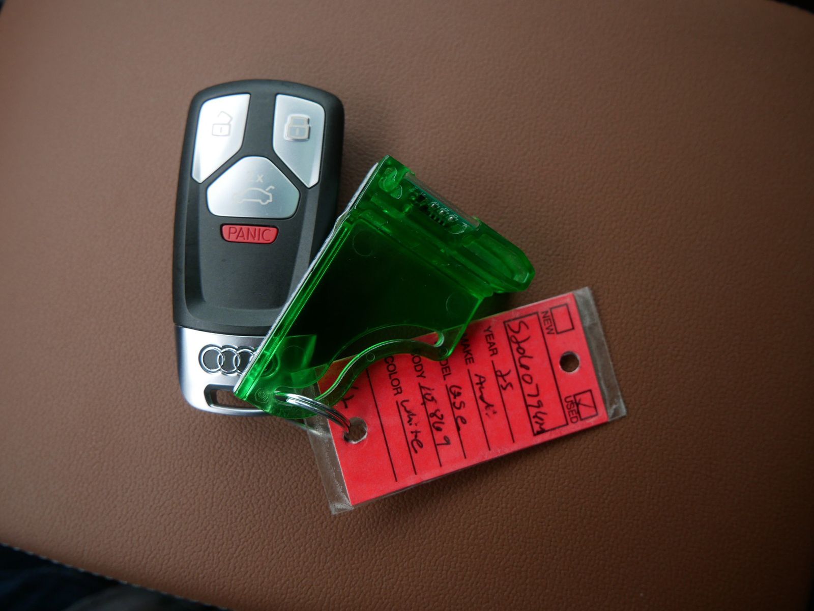 Thumbnail: 2025 Audi Q5 - 25