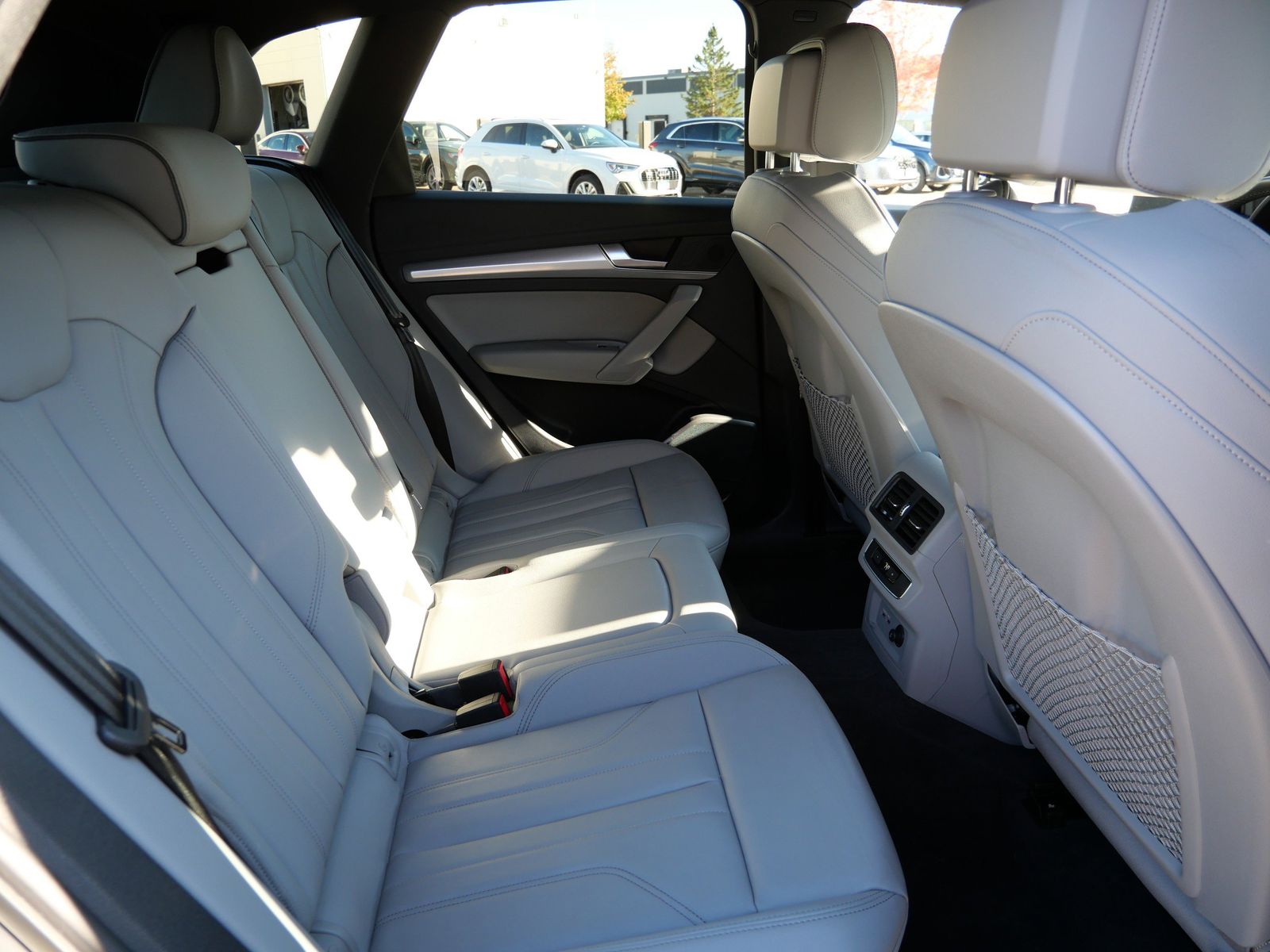 Thumbnail: 2025 Audi Q5 - 11