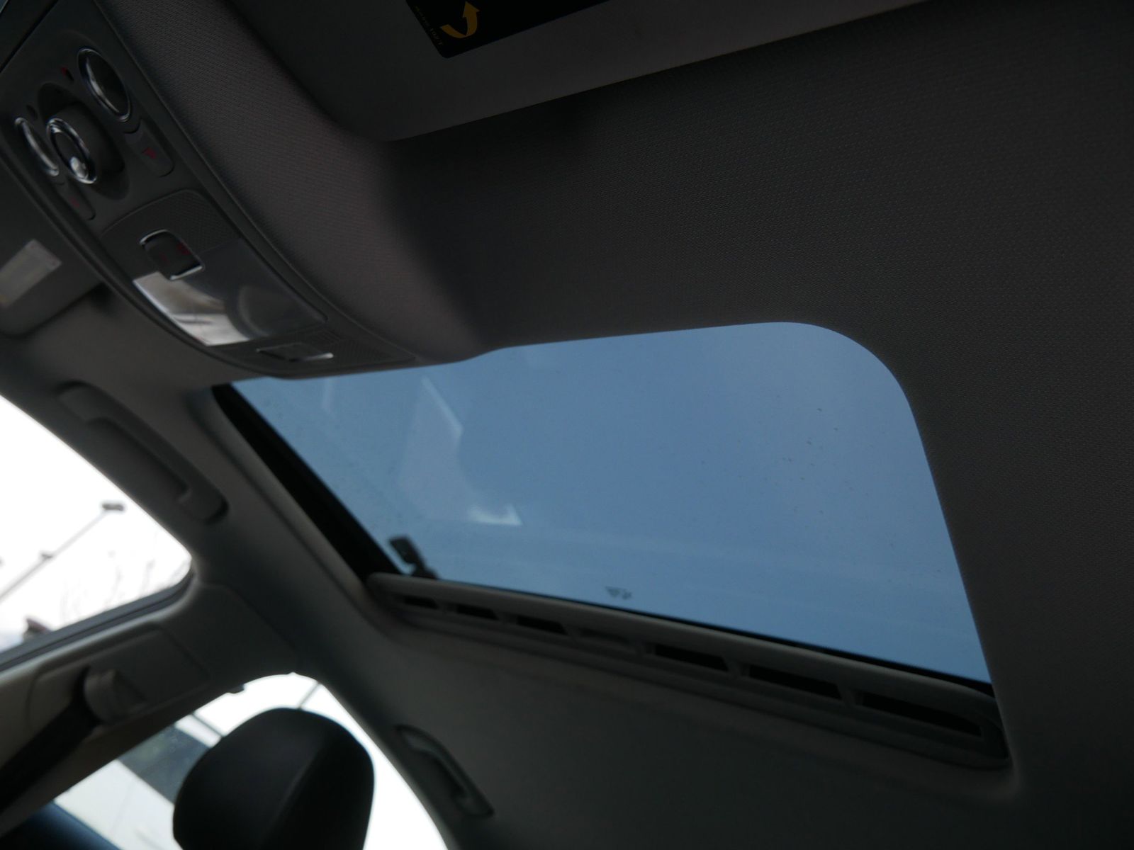 Thumbnail: 2016 Audi A4 - 29