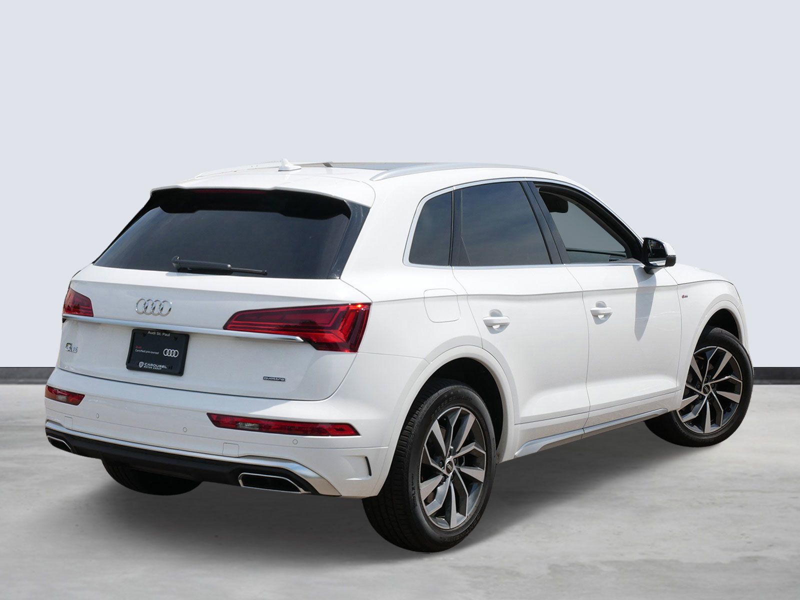 Thumbnail: 2023 Audi Q5 - 4