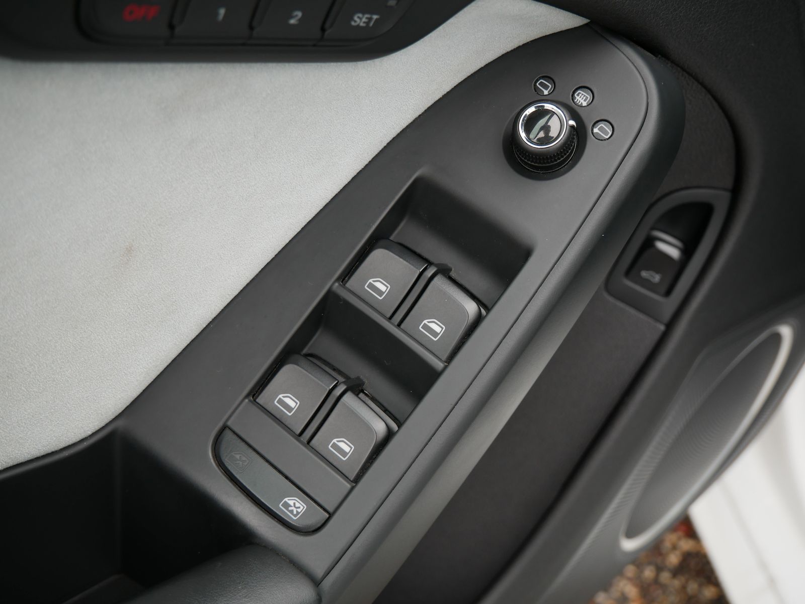 Thumbnail: 2012 Audi S4 - 16