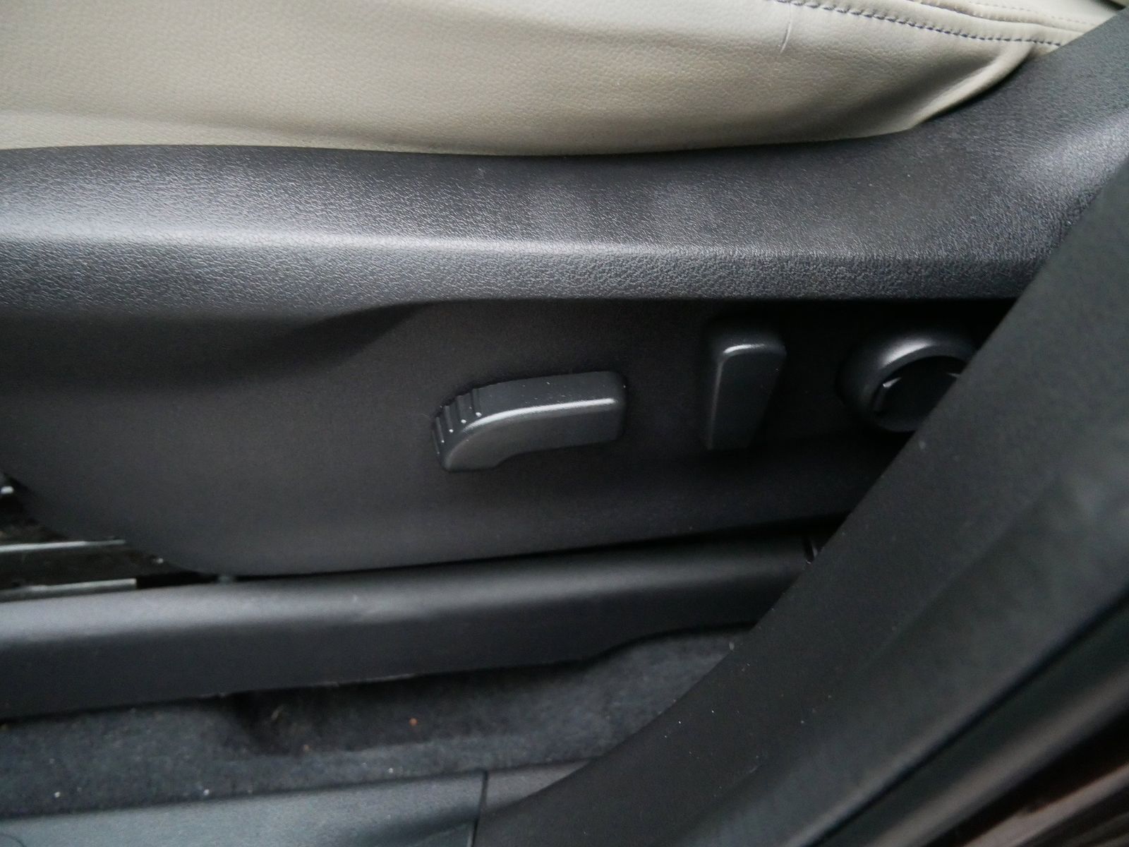 Thumbnail: 2020 Subaru Ascent - 14