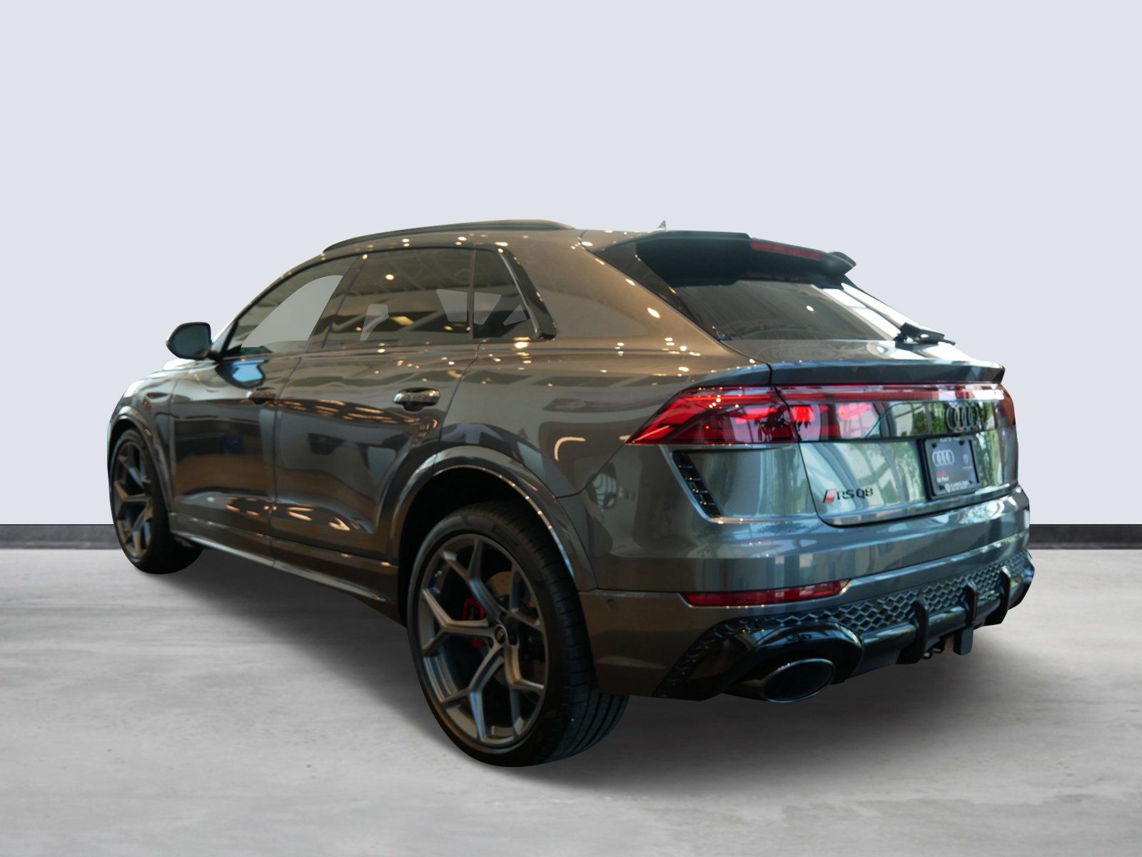 Thumbnail: 2025 Audi RS Q8 - 3