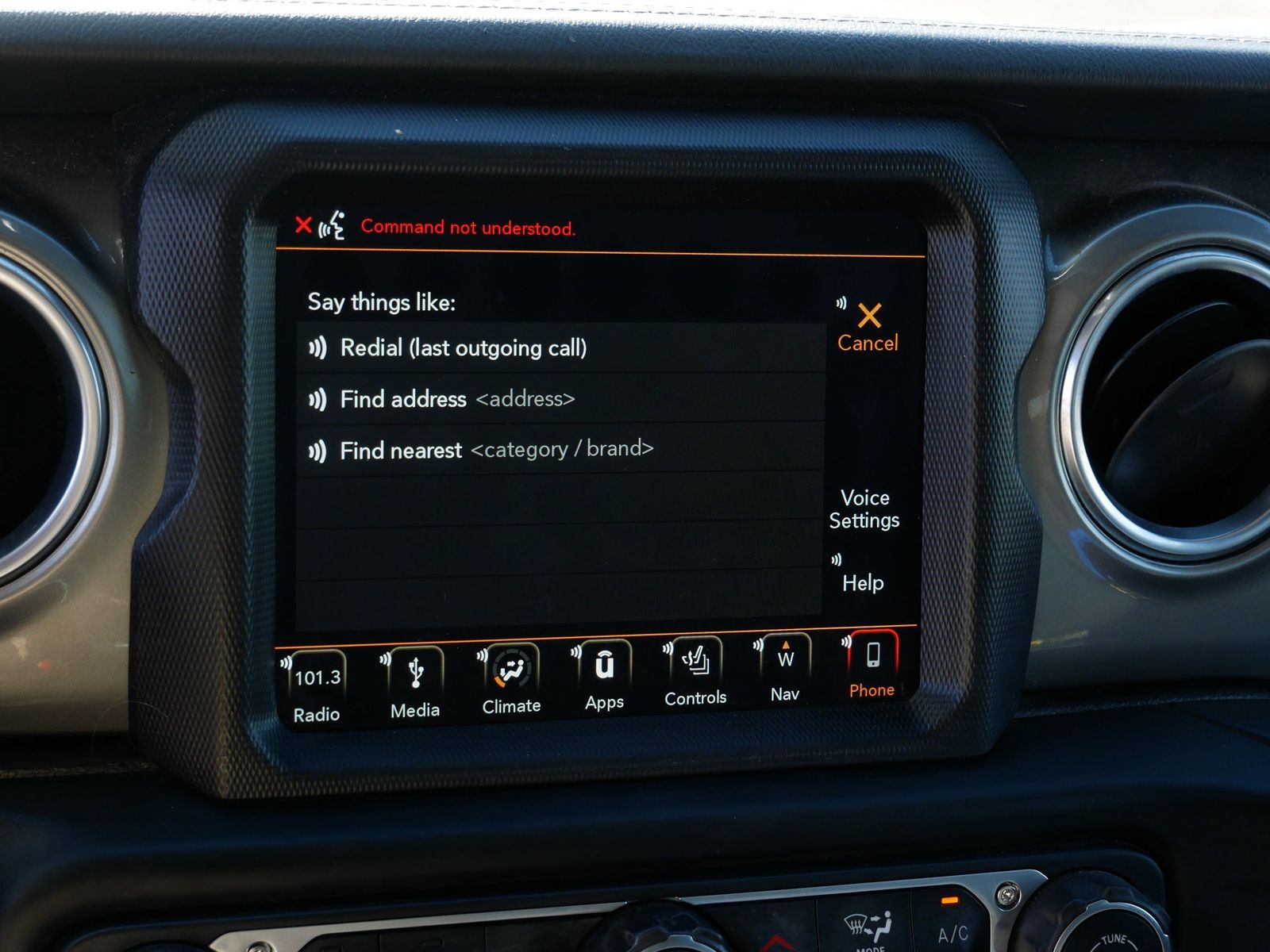 Thumbnail: 2018 Jeep Wrangler - 18