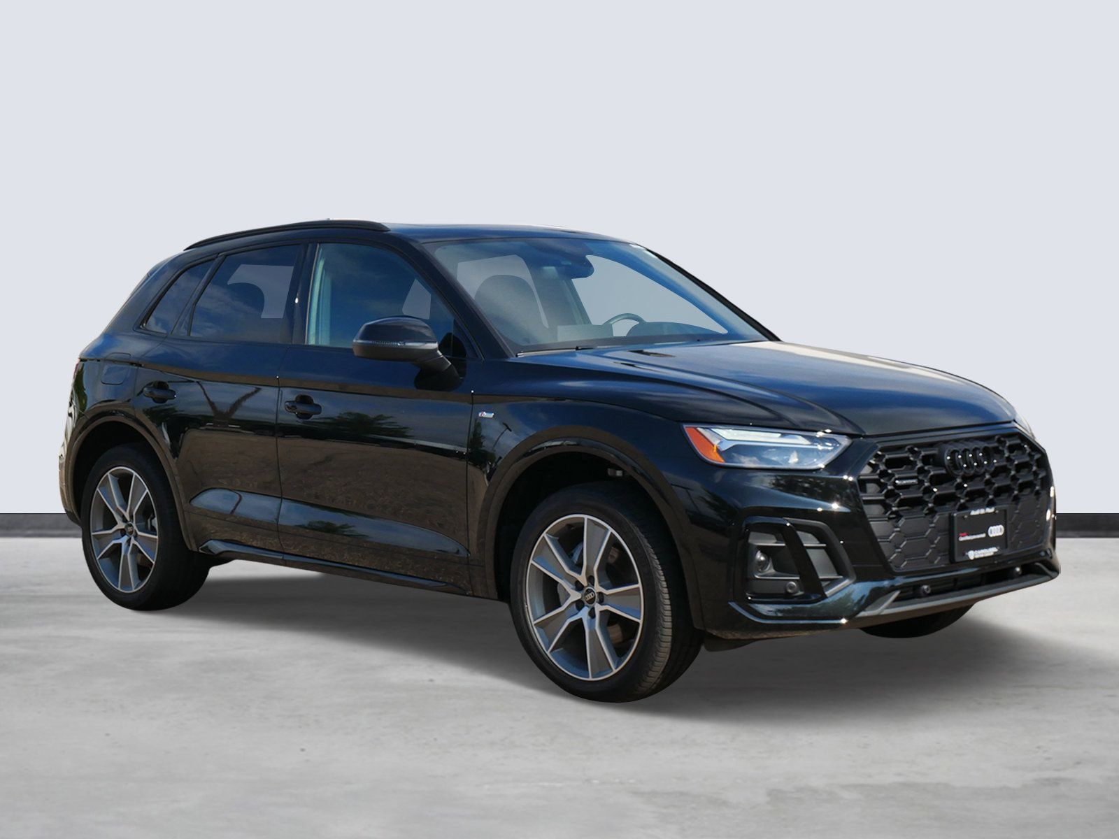 Thumbnail: 2025 Audi Q5 - 5