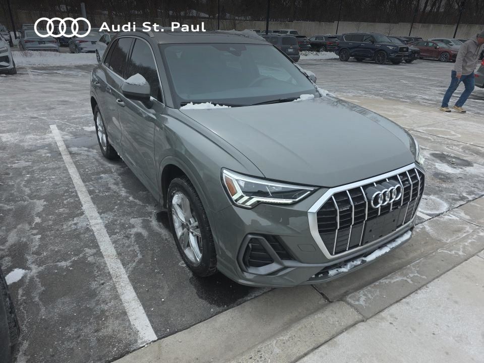 Thumbnail: 2023 Audi Q3 - 1