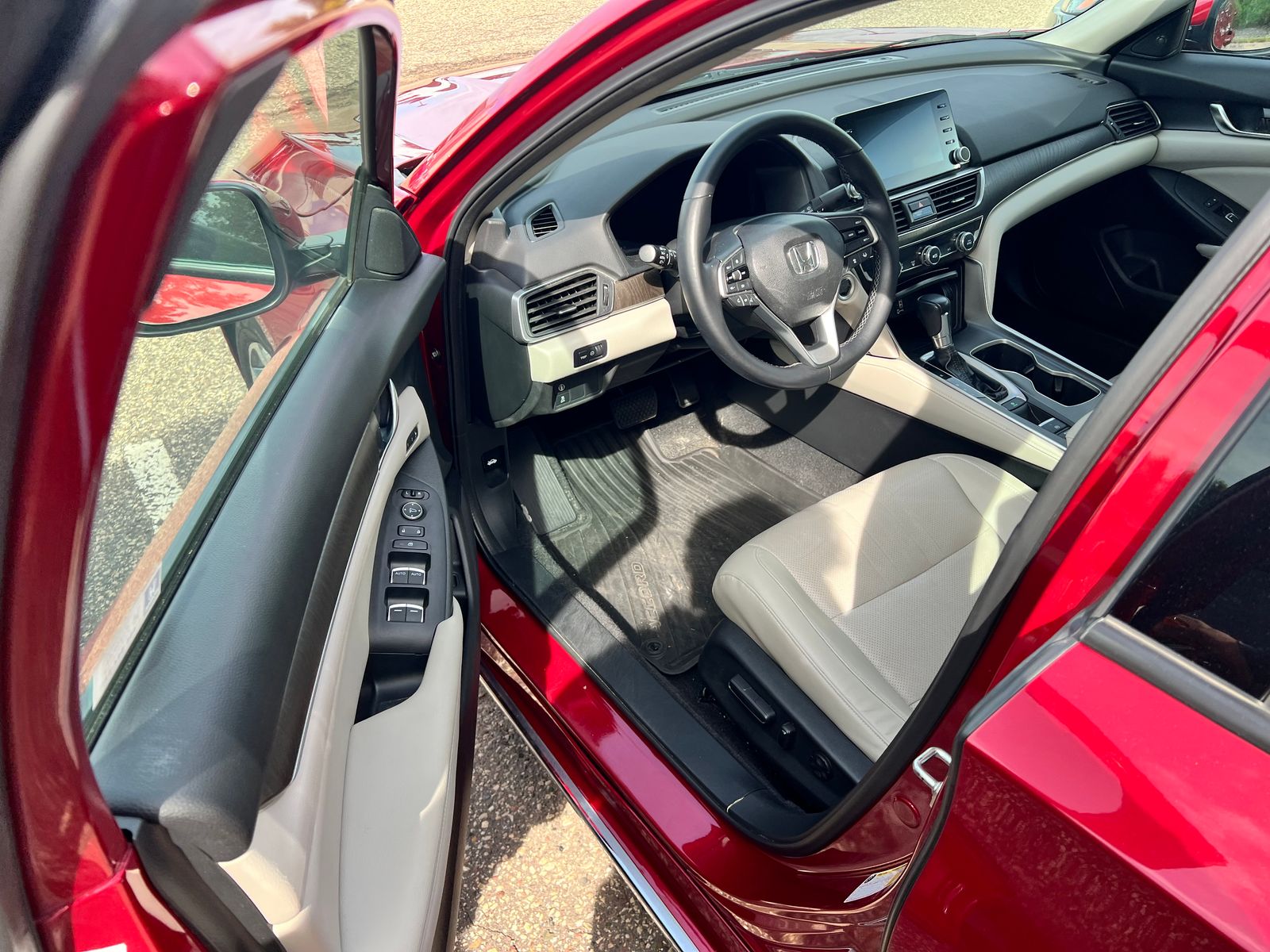 Thumbnail: 2018 Honda Accord - 6