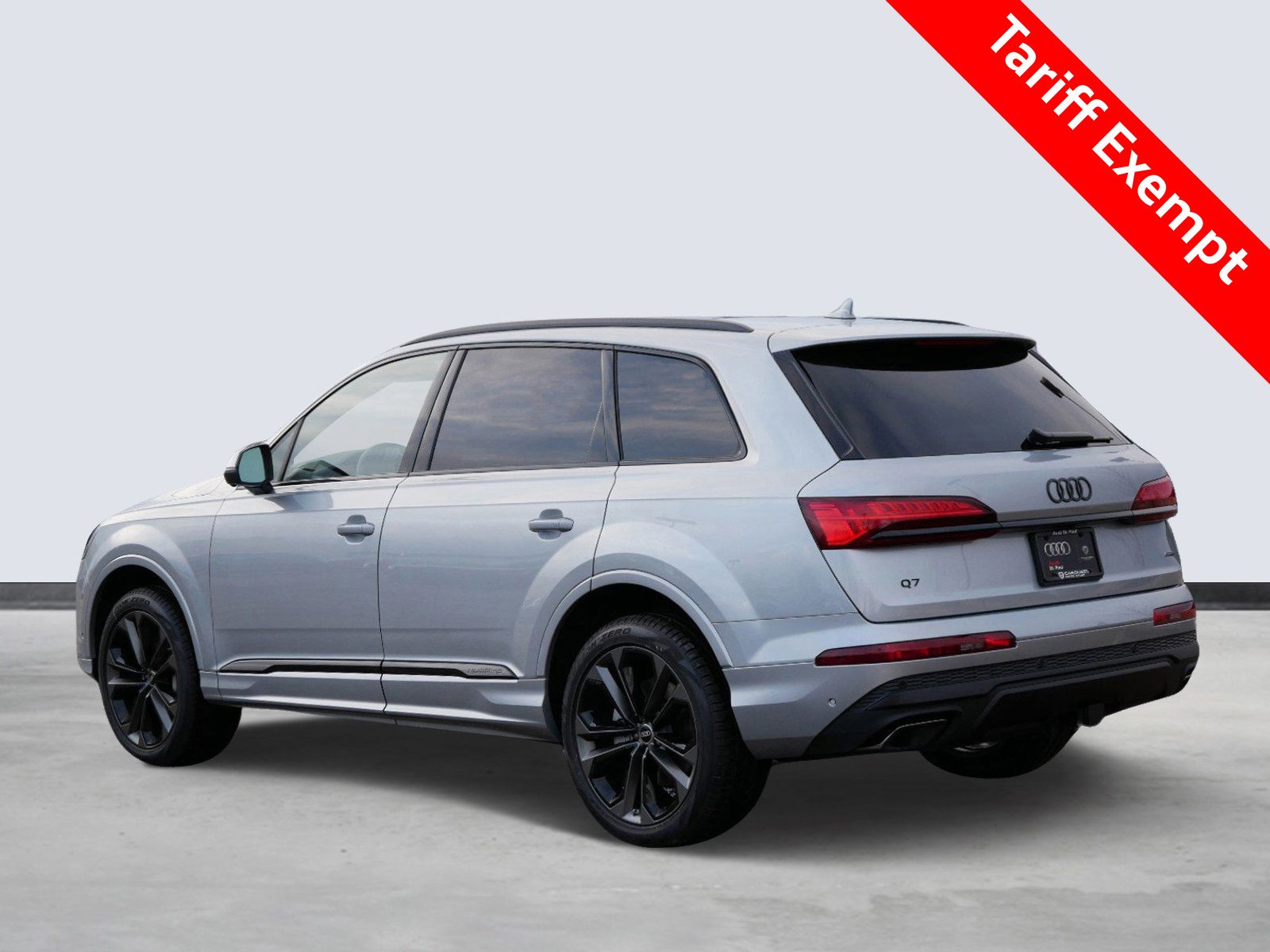 2025 Audi Q7 55 Premium Plus photo 3