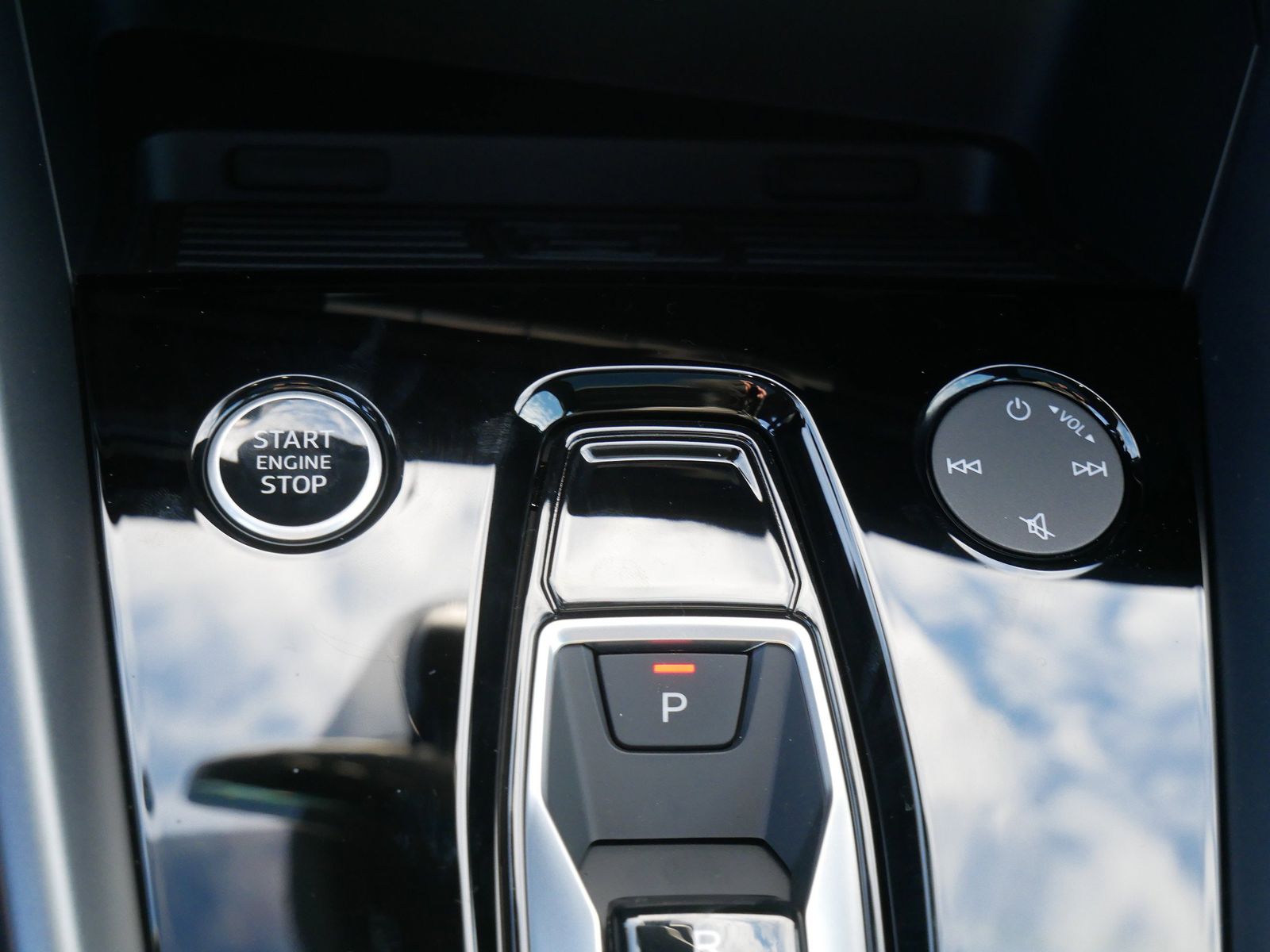 Thumbnail: 2025 Audi A3 - 18