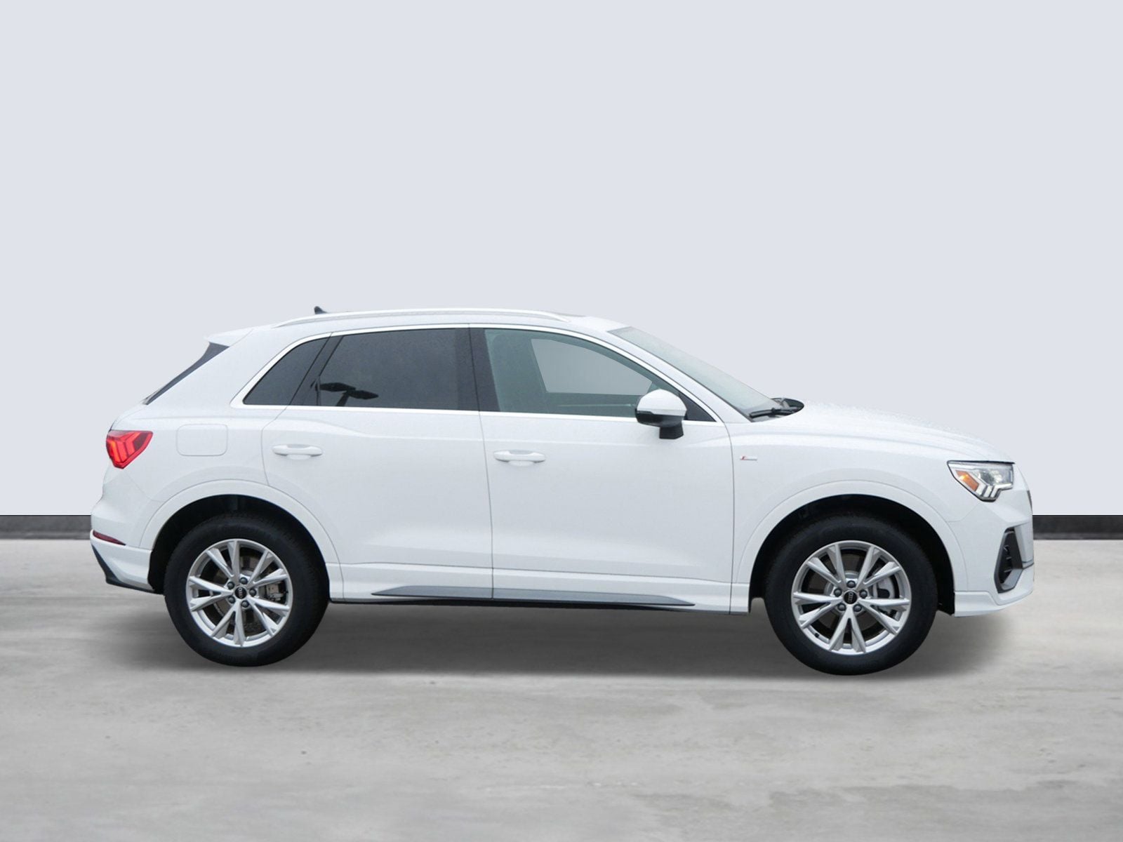 Thumbnail: 2025 Audi Q3 - 5