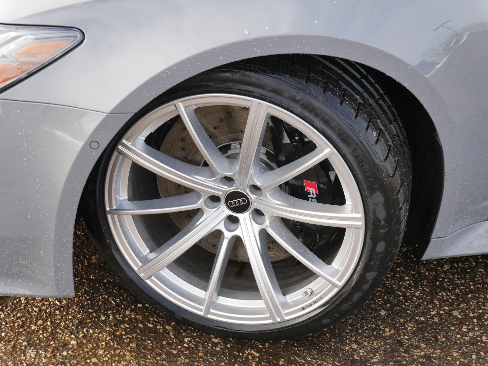 Thumbnail: 2026 Audi RS 6 - 7