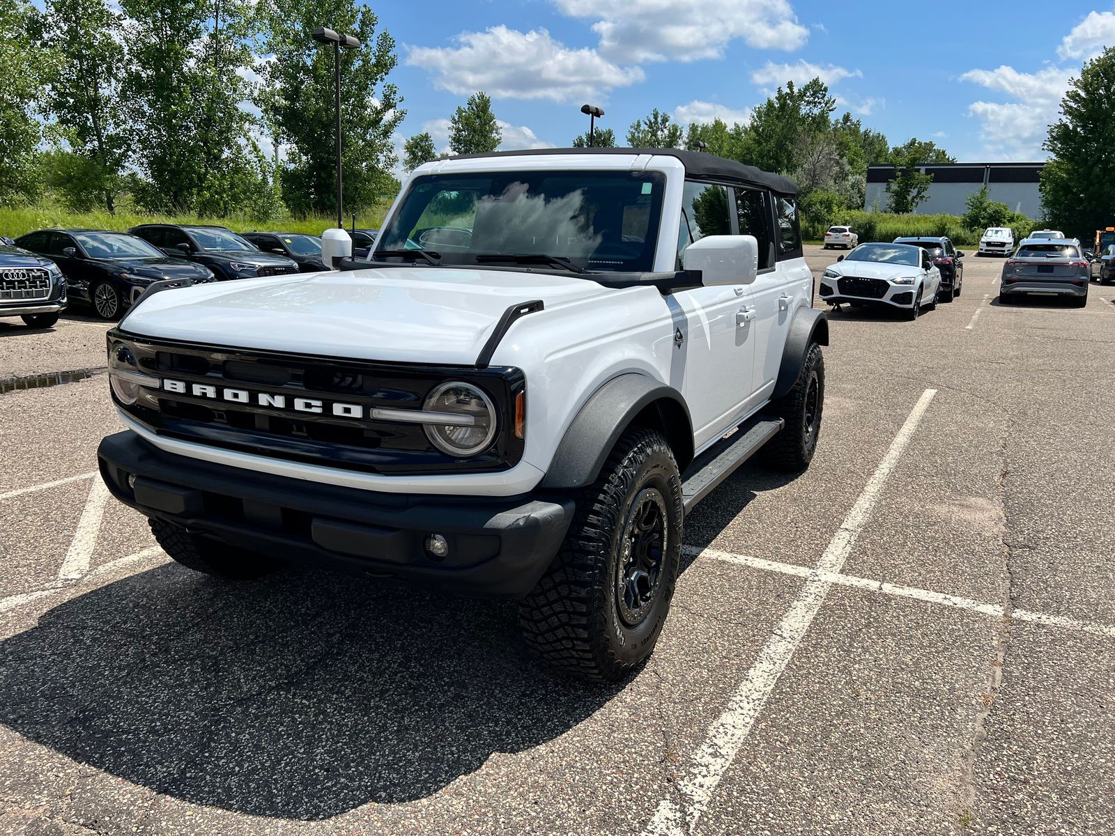Thumbnail: 2023 Ford Bronco - 1