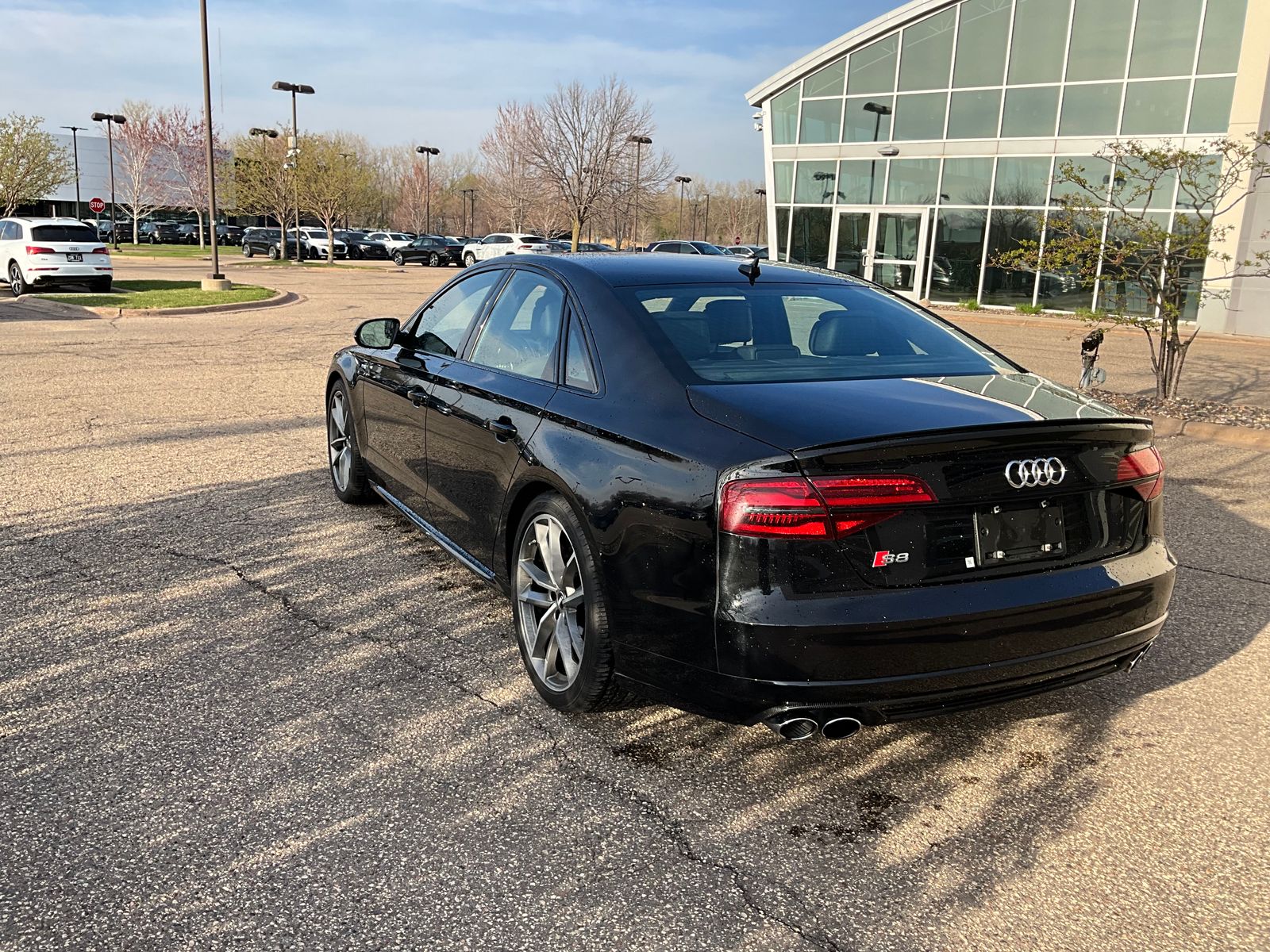 Thumbnail: 2017 Audi S8 - 5