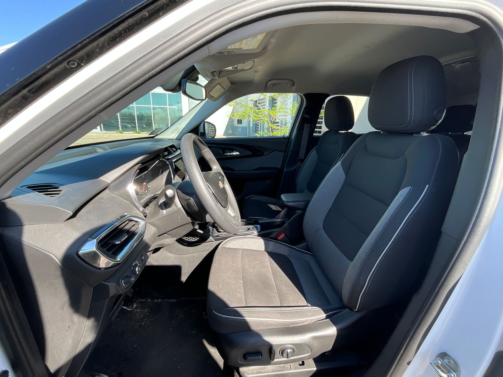 Thumbnail: 2021 Chevrolet TrailBlazer - 2